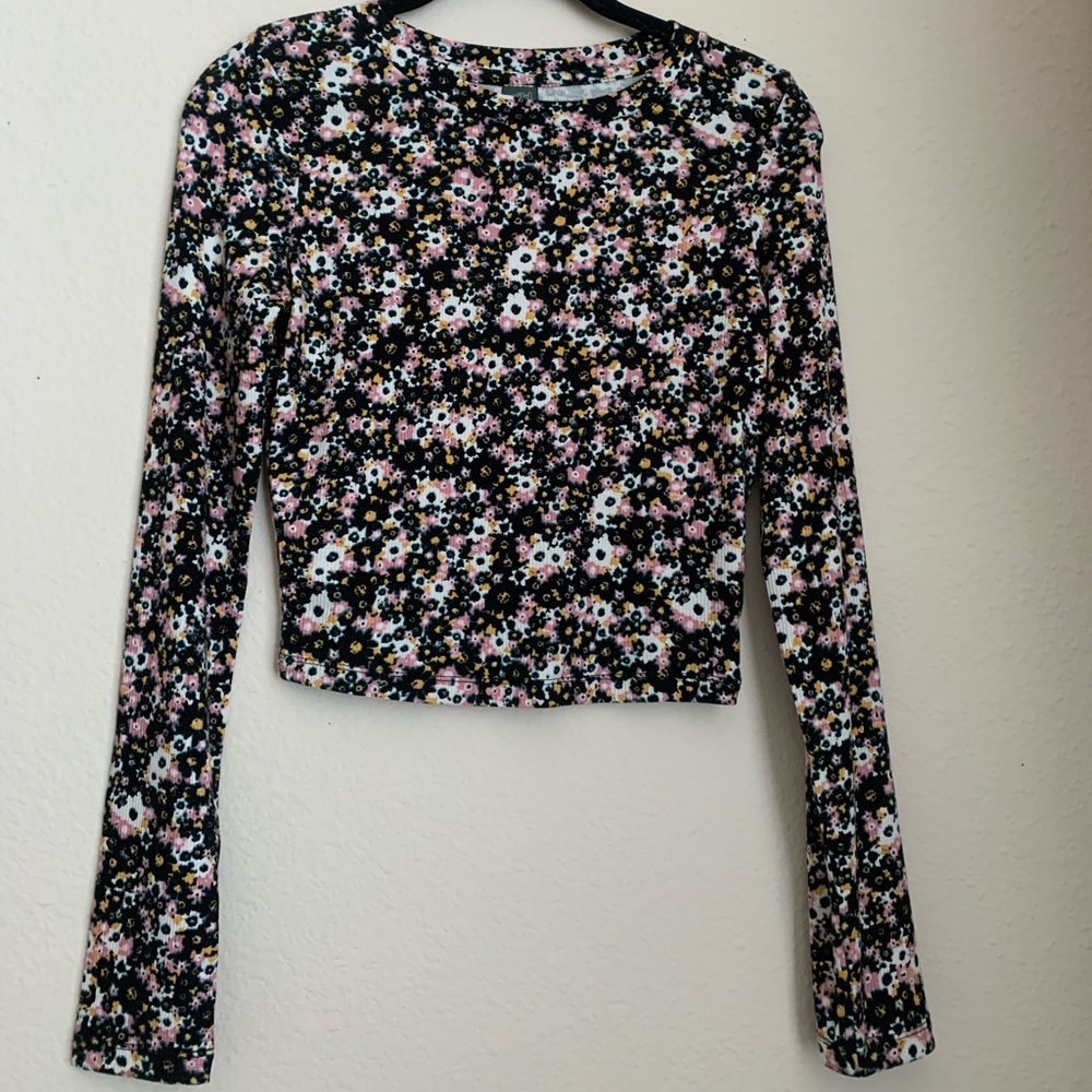 Women's Long Sleeve Fitted T-Shirt size xs new with tags